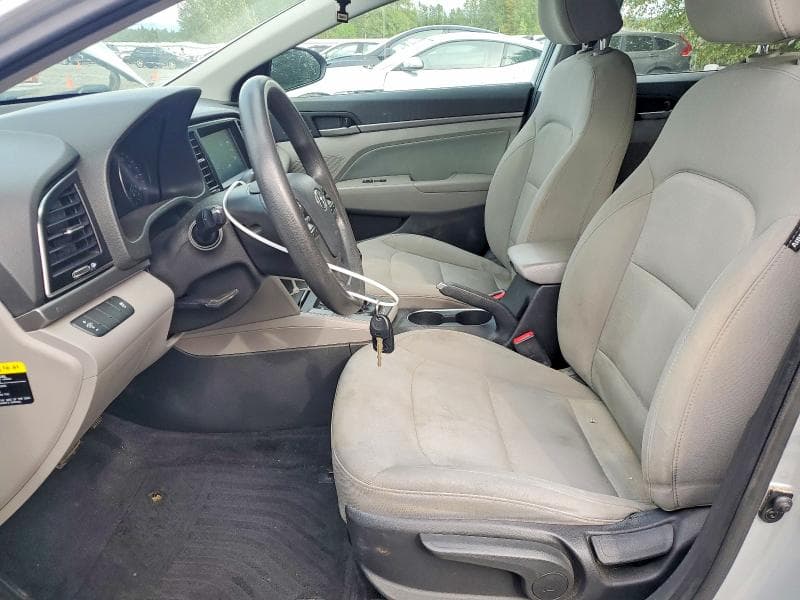 2017 HYUNDAI ELANTRA SE 7