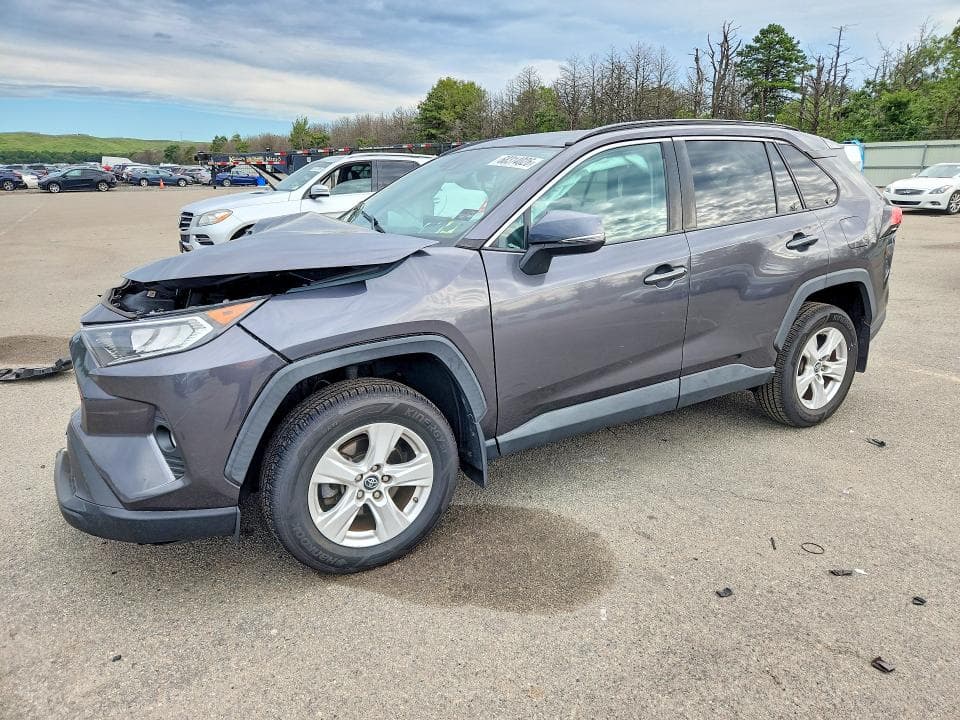 2019 TOYOTA RAV4 XLE - 1