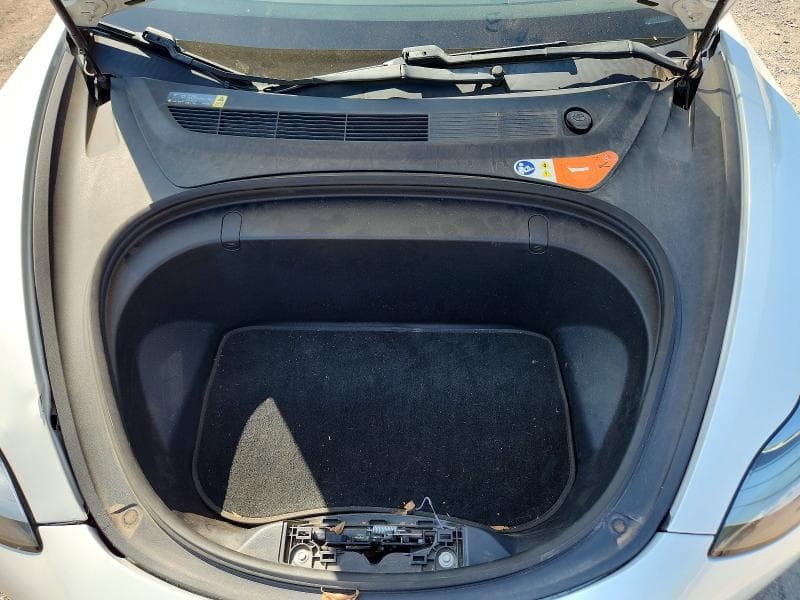 2018 TESLA MODEL 3 11