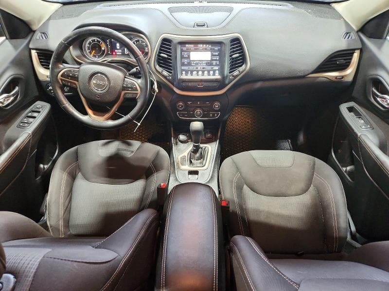 2017 JEEP CHEROKEE LATITUDE 8