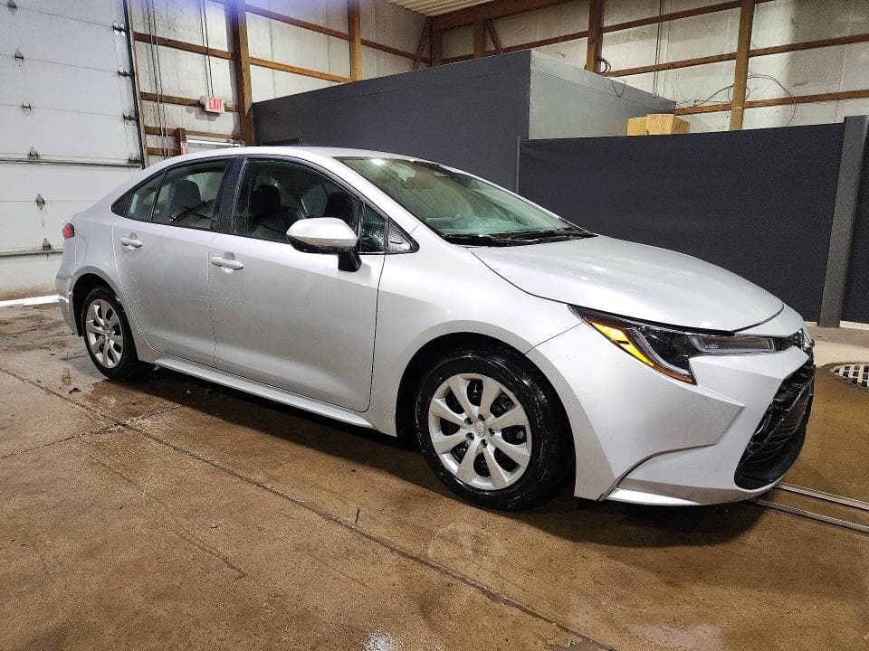 2025 TOYOTA COROLLA LE 4
