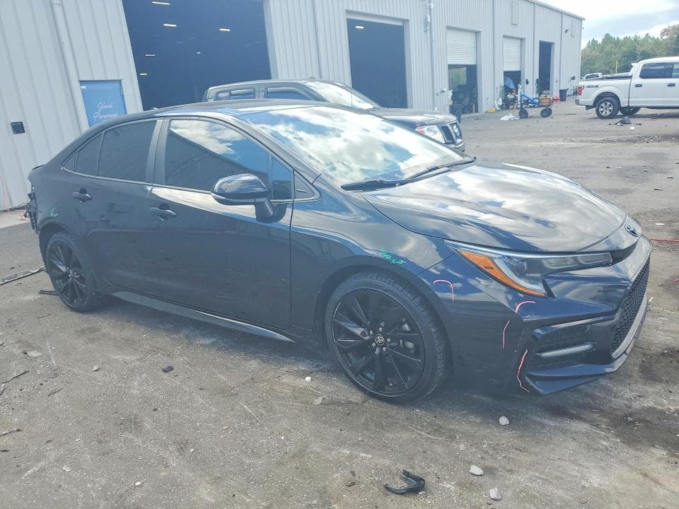 2022 TOYOTA COROLLA SE NIGHTSHADE EDITION 4