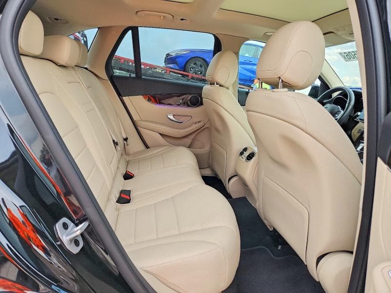 2022 MERCEDES-BENZ GLC 300 11