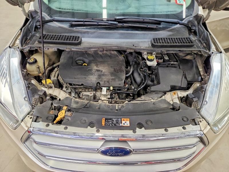 2017 FORD ESCAPE SE 12