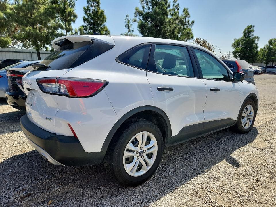 2020 FORD ESCAPE S 3
