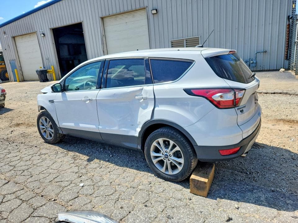 2018 FORD ESCAPE SE 2