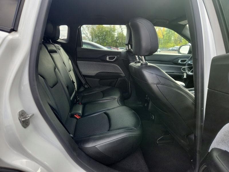 2025 JEEP COMPASS LATITUDE 11