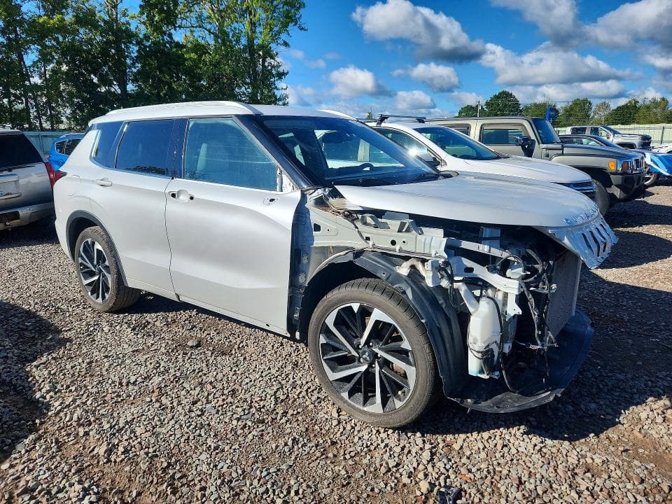 2023 MITSUBISHI OUTLANDER SEL 4