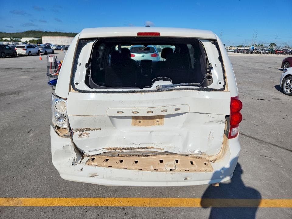 2017 DODGE GRAND CARAVAN SE 6