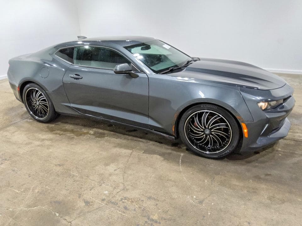 2018 CHEVROLET CAMARO LT 4