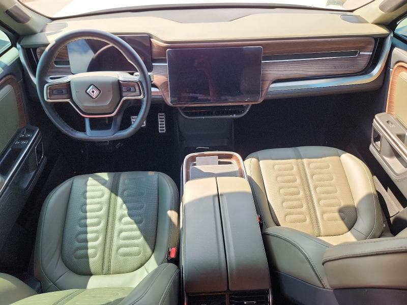 2023 RIVIAN R1S ADVENTURE 8