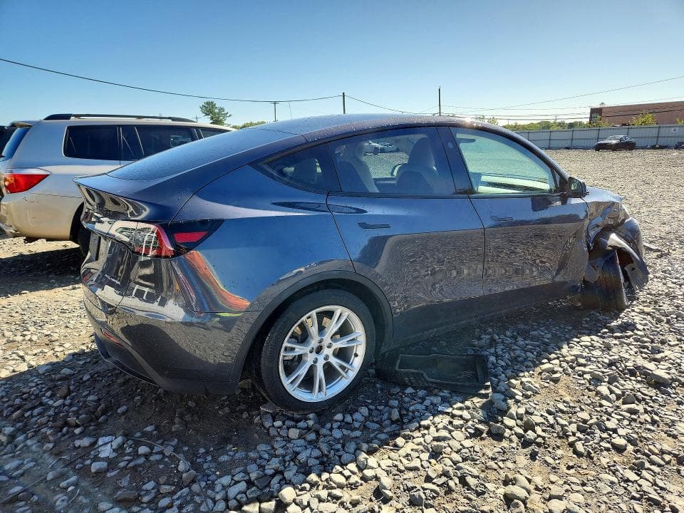2023 TESLA MODEL Y 3