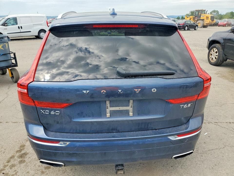 2018 VOLVO XC60 T6 INSCRIPTION 6
