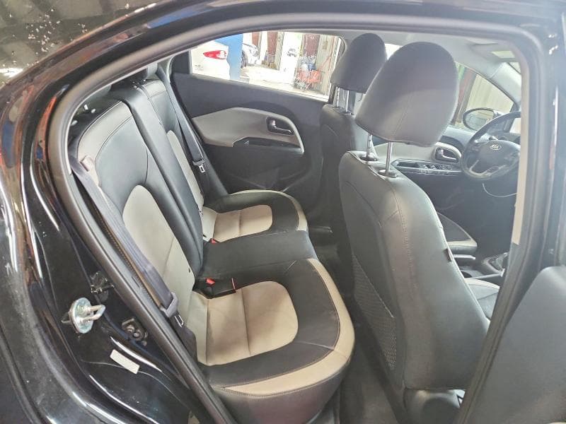 2017 KIA RIO 5-DOOR EX 10