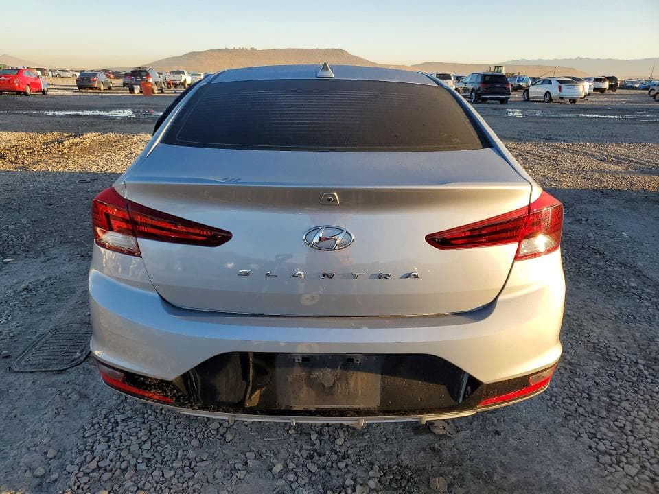 2020 HYUNDAI ELANTRA VALUE EDITION 6
