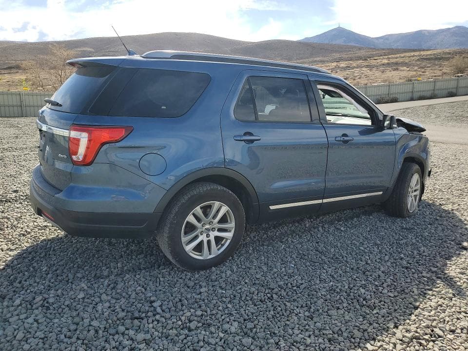 2019 FORD EXPLORER XLT 3