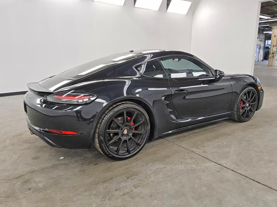 2022 PORSCHE CAYMAN BASE 3