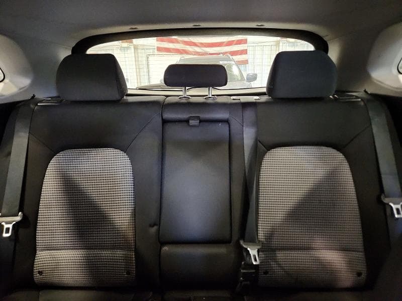 2020 HYUNDAI KONA SE 10