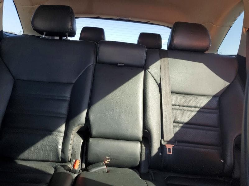 2017 KIA SORENTO EX 10