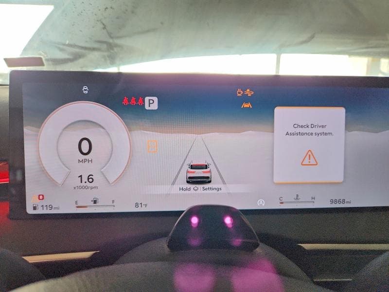 2026 GENESIS GV70 2.5T STANDARD 9