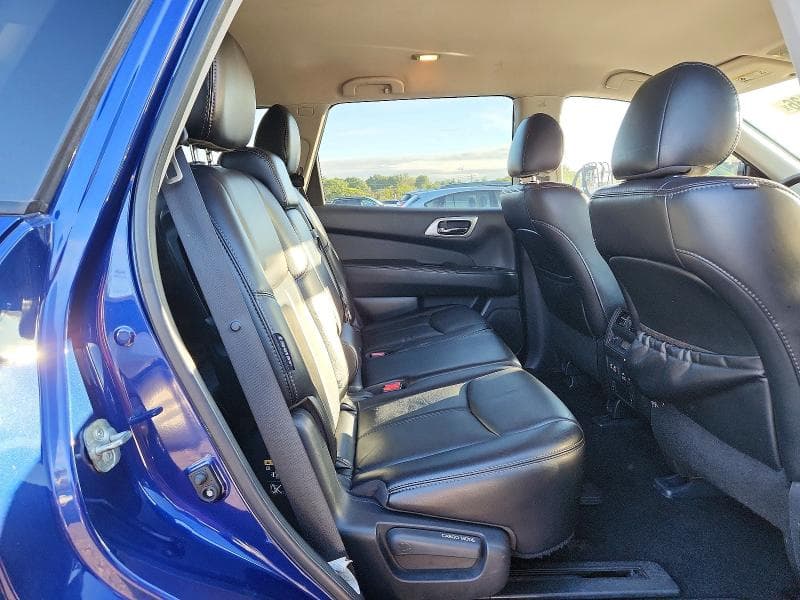 2019 NISSAN PATHFINDER SL 11