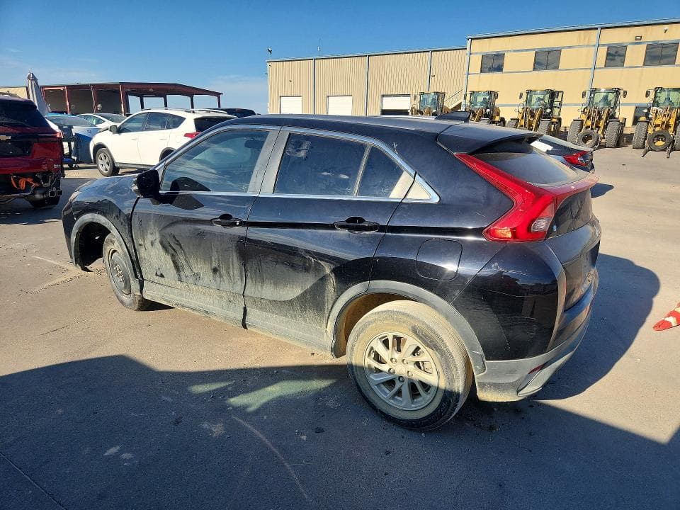 2018 MITSUBISHI ECLIPSE CROSS ES 2