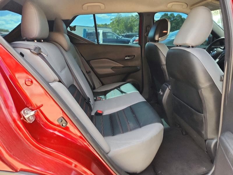 2021 NISSAN KICKS SR 10