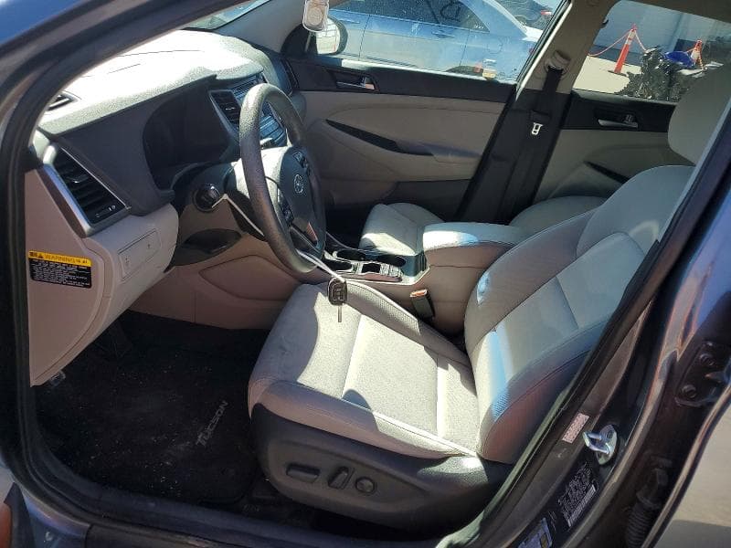 2017 HYUNDAI TUCSON SE 7
