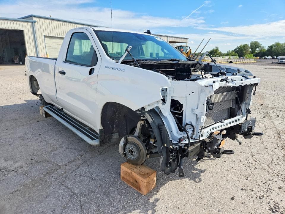 2025 CHEVROLET SILVERADO C1500 4