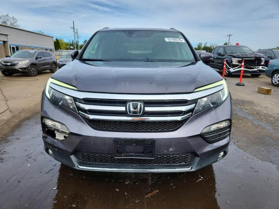 2017 HONDA PILOT TOURING 5