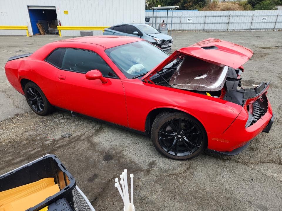 2018 DODGE CHALLENGER SXT 4