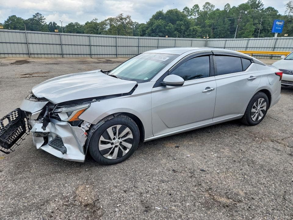2019 NISS ALTIMA - 1