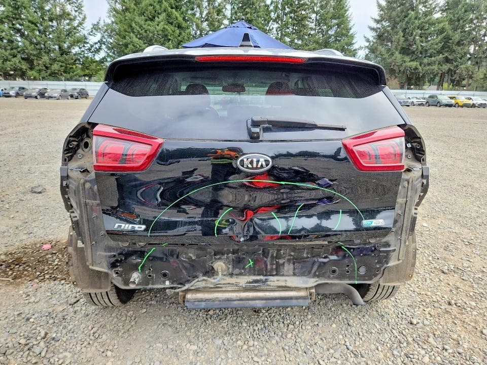 2019 KIA NIRO LX 6