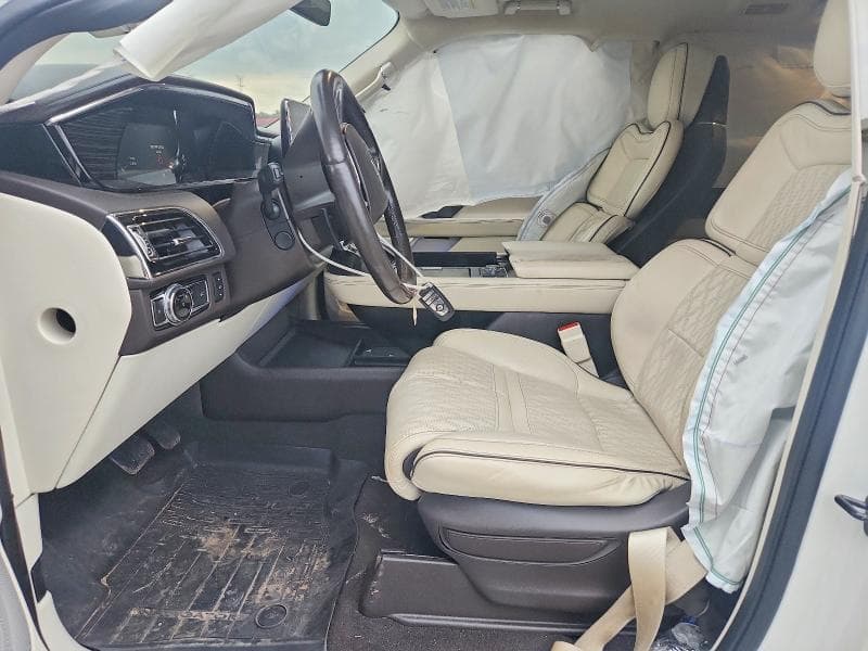 2021 LINCOLN NAVIGATOR BLACK LABEL 7