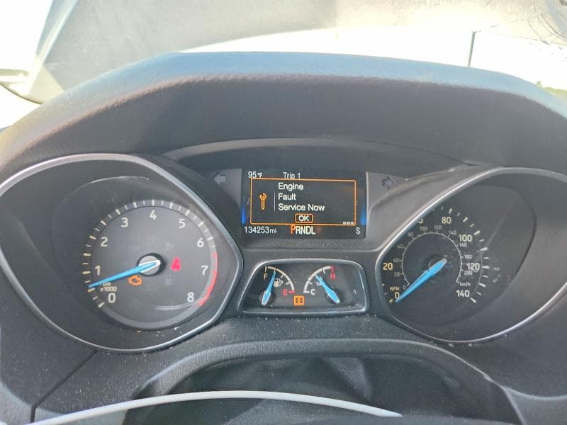 2017 FORD FOCUS SE 9