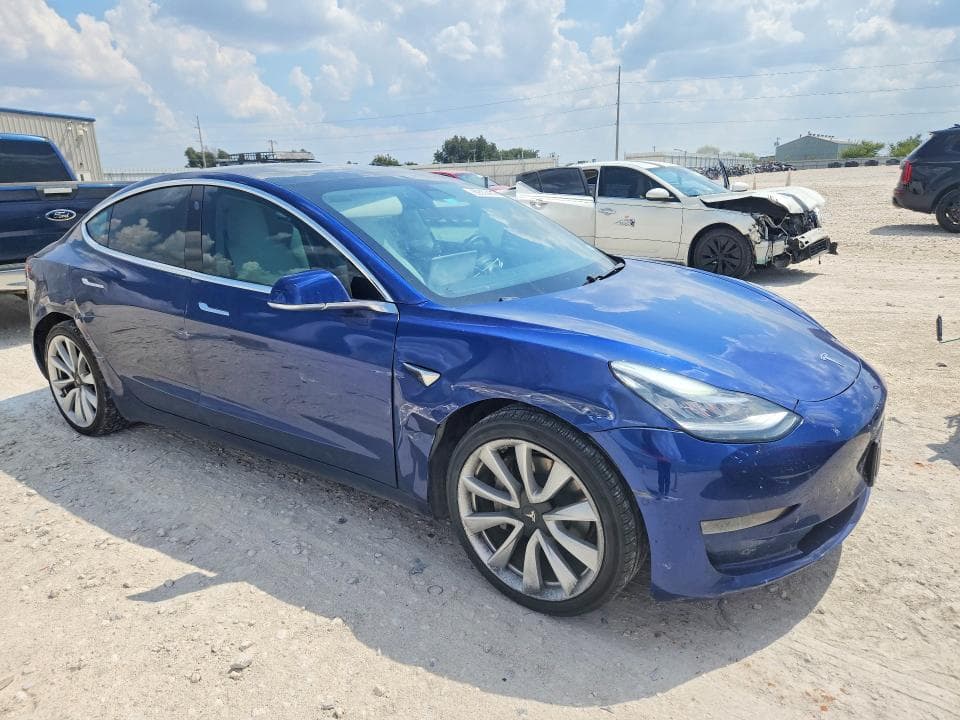 2020 TESLA MODEL 3 4