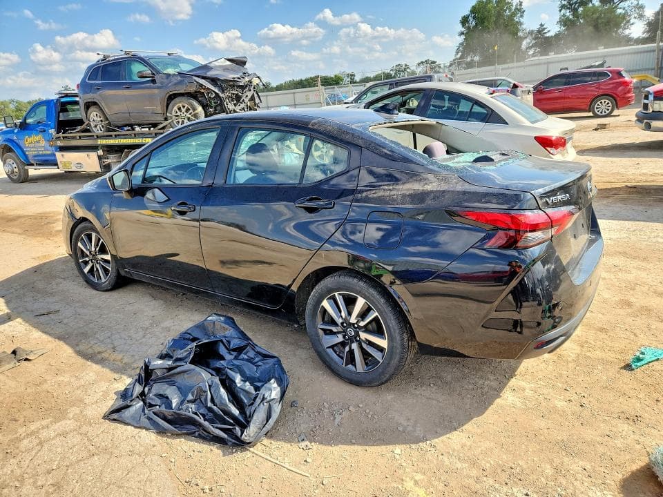 2021 NISSAN VERSA SV 2