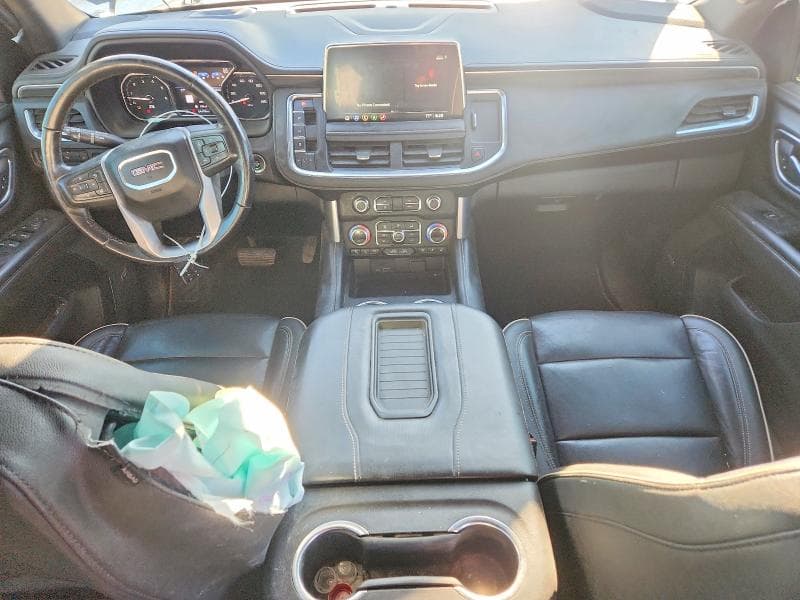 2021 GMC YUKON SLT 8