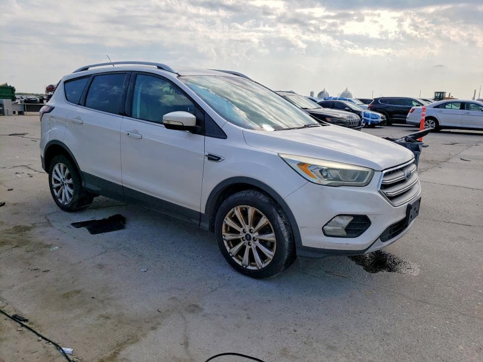 2017 FORD ESCAPE TITANIUM 4