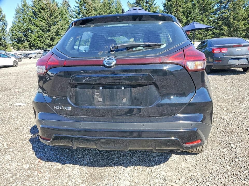2021 NISSAN KICKS S 6