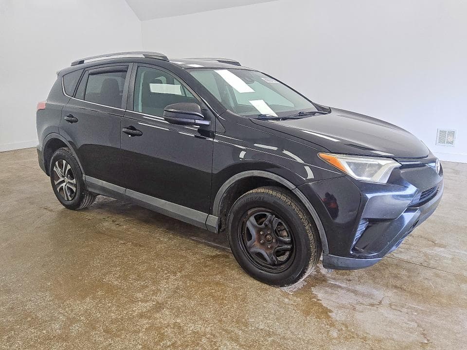 2018 TOYOTA RAV4 LE 4