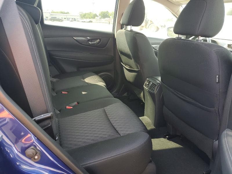 2018 NISSAN ROGUE SV 11