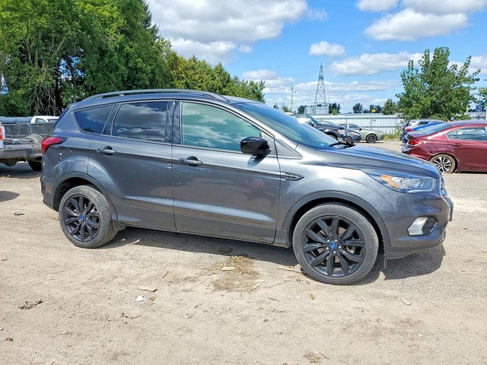 2019 FORD ESCAPE SE 4