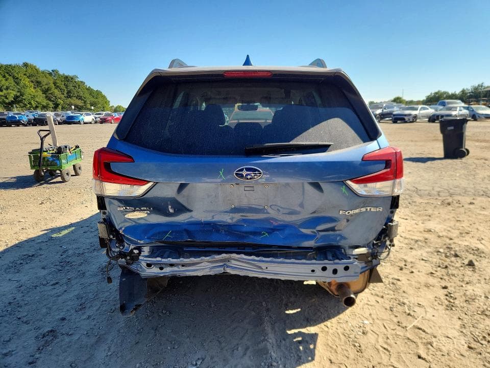 2021 SUBARU FORESTER LIMITED 6