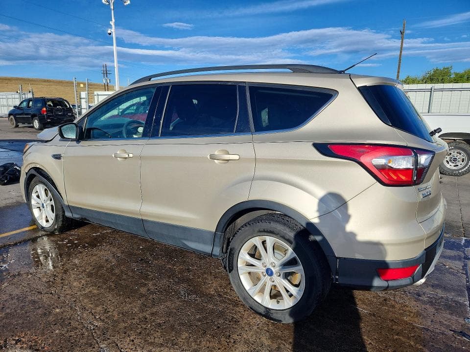 2018 FORD ESCAPE SE 2
