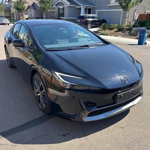 2026 TOYOTA PRIUS XLE