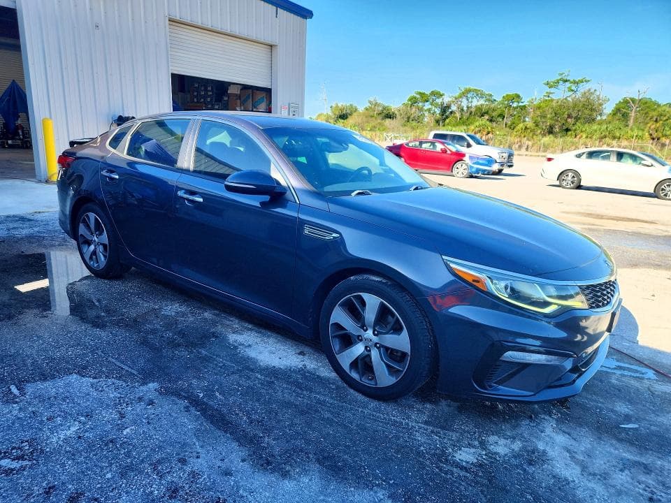 2019 KIA OPTIMA S 4