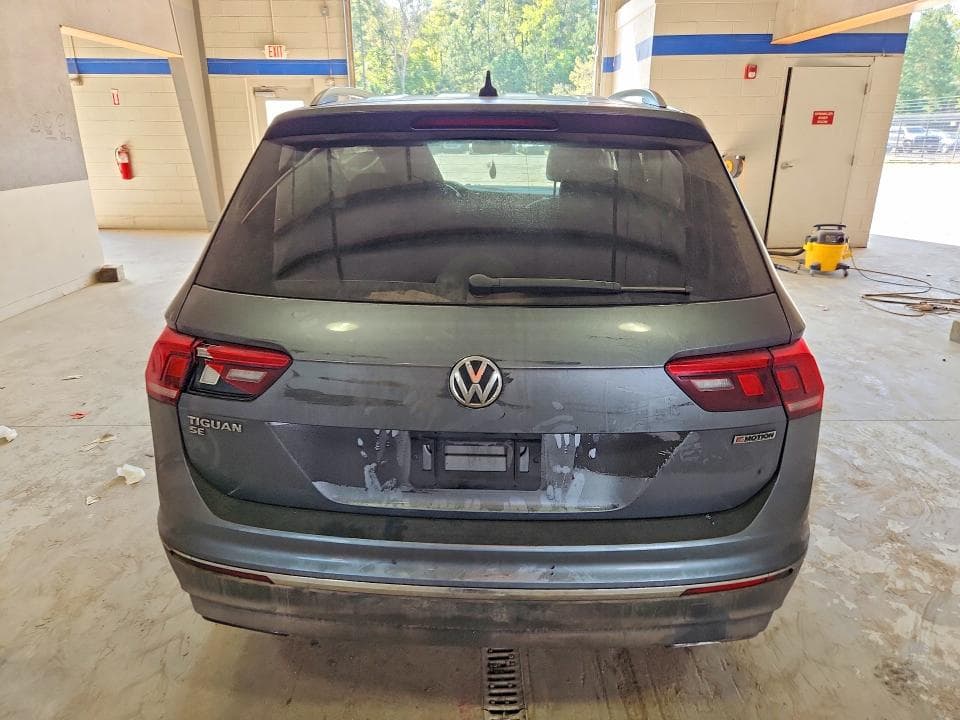 2021 VOLKSWAGEN TIGUAN SE 6