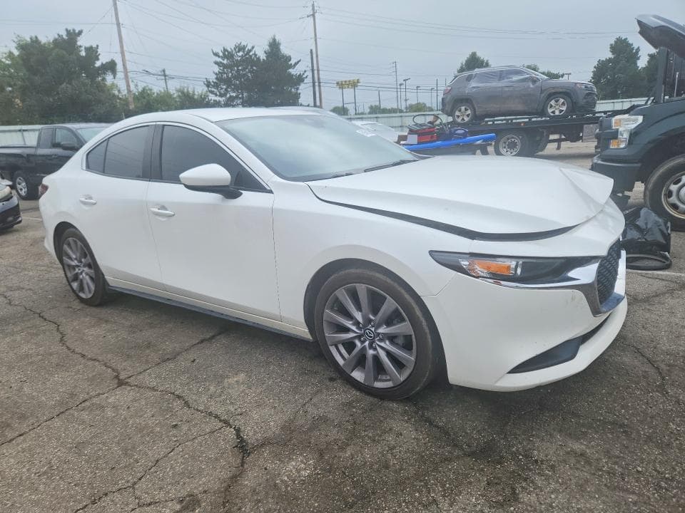 2020 MAZDA 3 SELECT 4