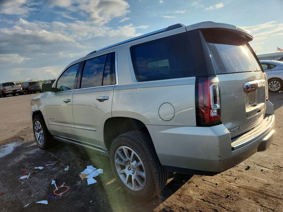 2017 GMC YUKON DENALI 2